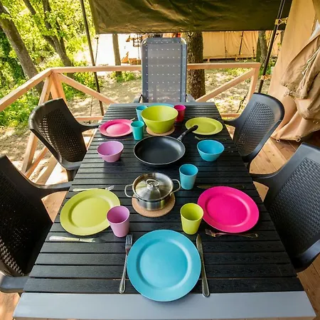 Luxury tent Camping Spineuse Neufchateau